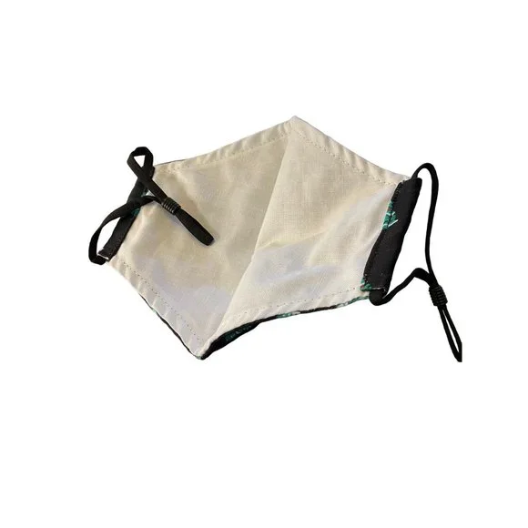 New Christmas Tree Cloth Face Mask - Picture 2 of 2